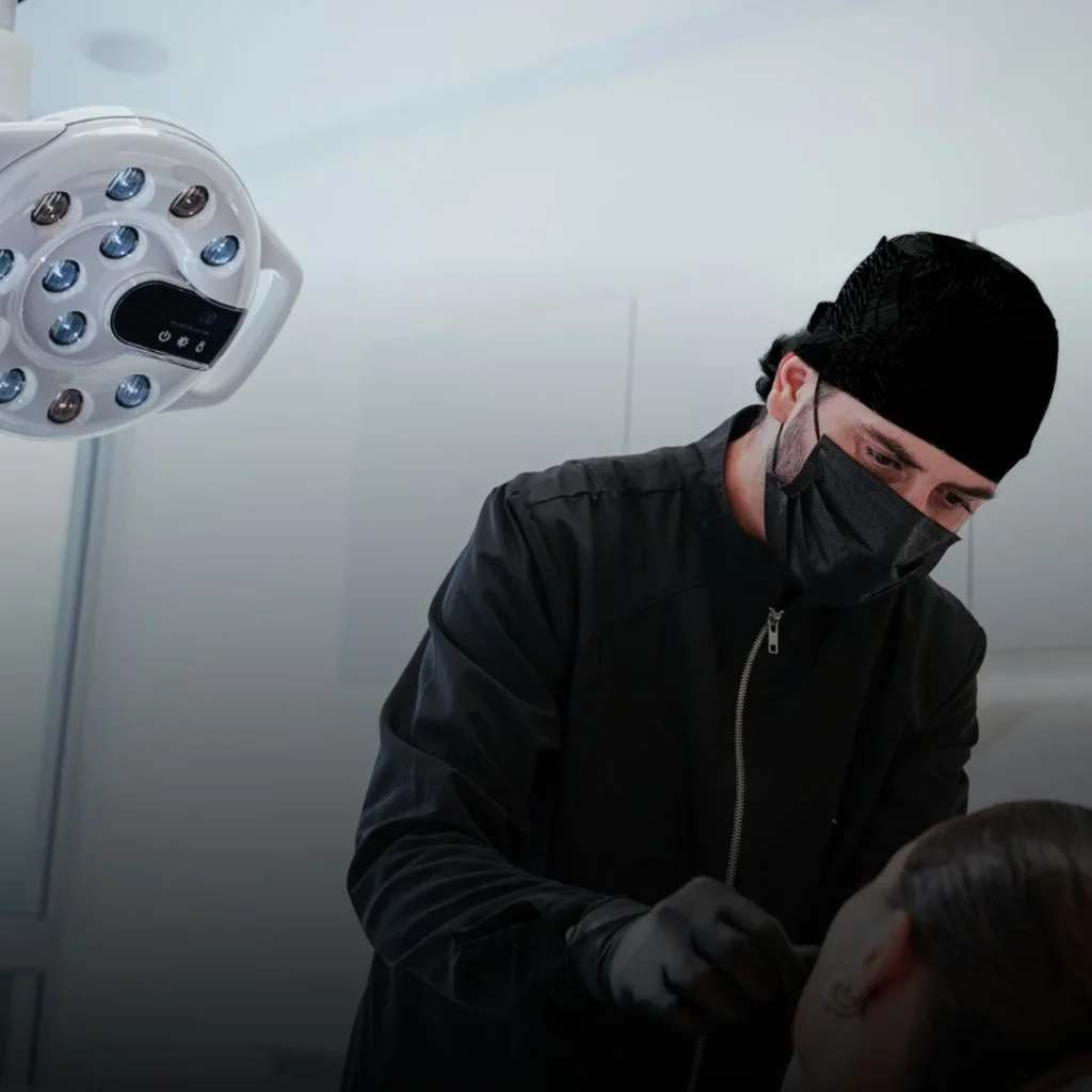 Odontologia-estetica-en-Medellin-Be-Dharma-Dental-Alta-Estetica-Colombia